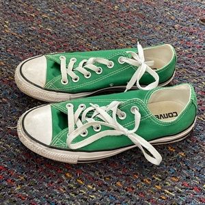 green converse